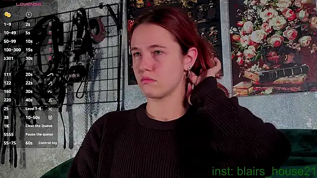 Snapshot of the_high_priestess chatting on October 2025 05:05:01 AM the high priestess online show from October 2025 05:05:01 AM