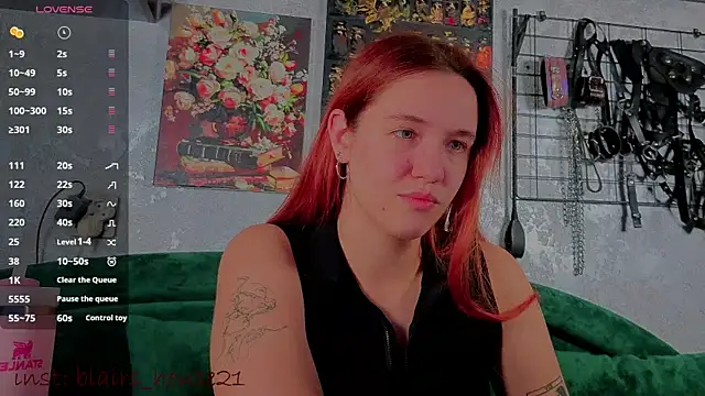 Snapshot of the_high_priestess chatting on October 2025 05:08:01 AM the high priestess online show from October 2025 05:08:01 AM