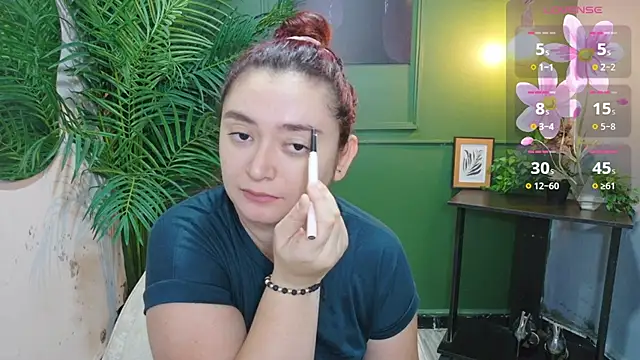 Snapshot of Anaa_Rose chatting on May 2026 12:44:01 PM Anaa Rose online show from May 2026 12:44:01 PM