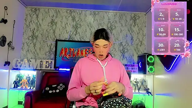 Madison Mujica online show from October 2025 11:32:02 AM