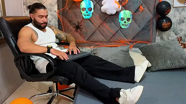 Apolo rousse1 online show from October 2025 09:36:01 PM