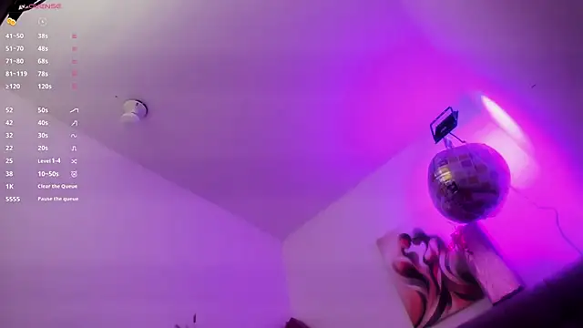 Snapshot of Lola_wish1 chatting on November 2025 04:17:02 AM Lola wish1 online show from November 2025 04:17:02 AM