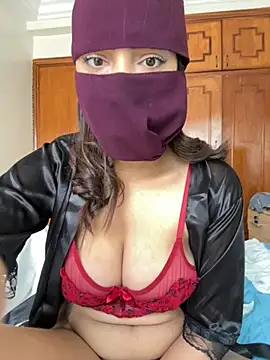 Snapshot of Rabroba89six chatting on March 2026 10:38:01 AM Rabroba89six online show from March 2026 10:38:01 AM