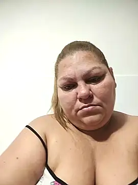 Miasmithr online show from November 2025 04:18:02 PM