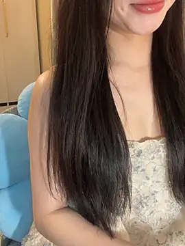 Dior baby online show from February 2026 02:31:01 AM