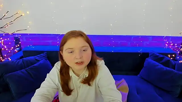 KattyRose8 online show from December 2025 07:34:02 PM