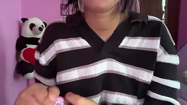 Neha18 online show from March 2026 09:42:02 AM