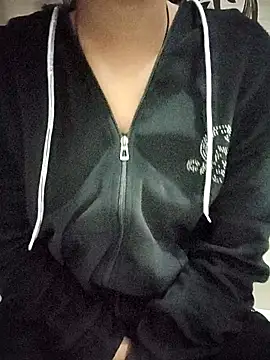 Nikita-Singh88 online show from December 2025 01:27:01 PM