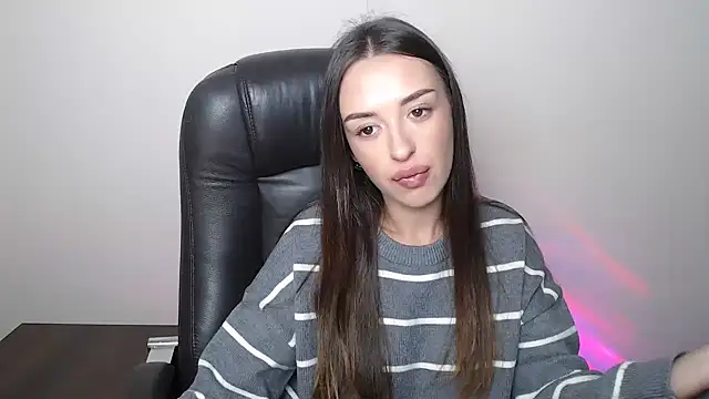 Snapshot of BonnieX_ chatting on November 2025 12:20:01 PM BonnieX online show from November 2025 12:20:01 PM