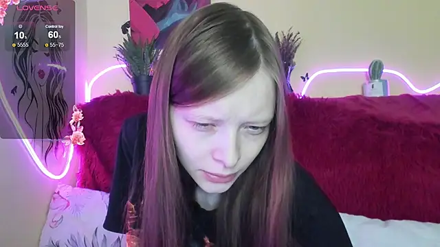 AliceHaris online show from December 2025 05:16:01 AM