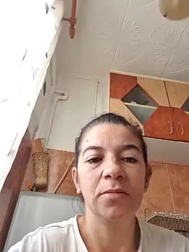 Snapshot of alinaalinutzq chatting on October 2025 08:48:01 AM alinaalinutzq online show from October 2025 08:48:01 AM