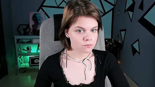 EllieMurler online show from November 2025 09:09:01 AM