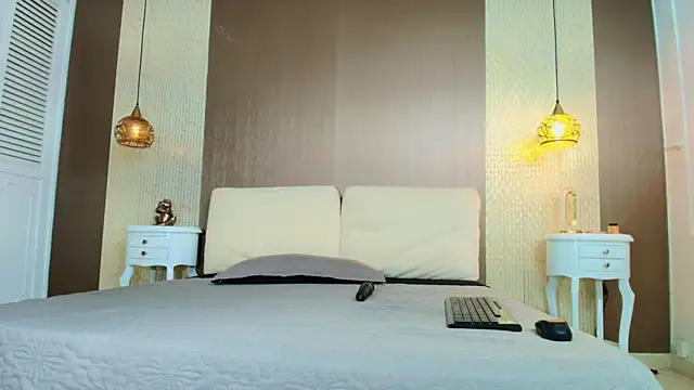 Tiifany Baker online show from January 2026 07:50:02 PM