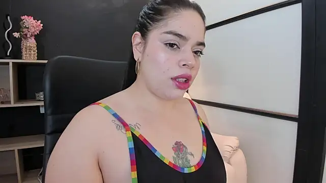 sunnypaytton online show from September 2025 12:51:01 PM