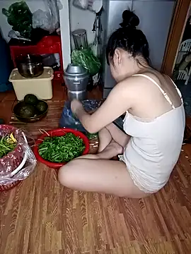 Thuylinh86 online show from October 2025 06:54:02 AM