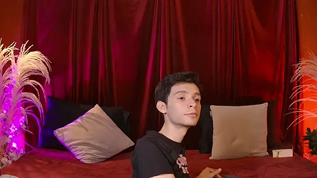 Snapshot of VicenteFerrer chatting on January 2026 02:26:01 AM VicenteFerrer online show from January 2026 02:26:01 AM