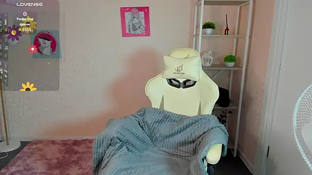 R0cket bunny online show from September 2025 01:05:02 AM