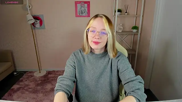 R0cket bunny online show from October 2025 01:03:02 AM