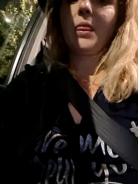 ashanda1 online show from October 2025 12:52:01 AM