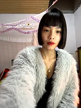 andymi1 online show from November 2025 02:43:02 AM