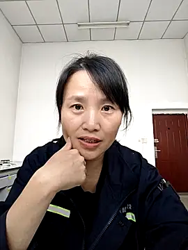 Snapshot of Haili-1 chatting on September 2025 02:06:01 AM Haili-1 online show from September 2025 02:06:01 AM