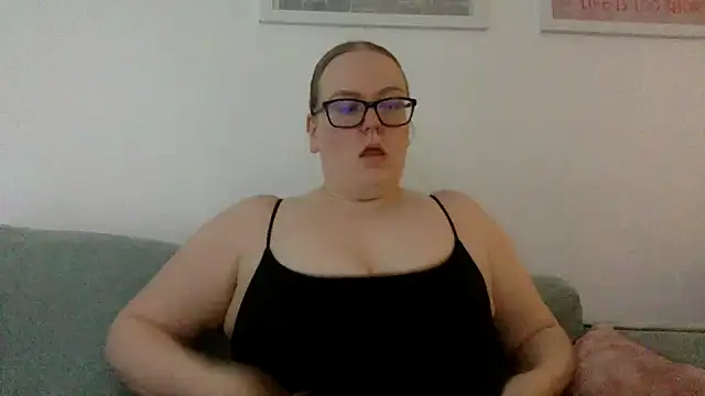 Snapshot of gracelovesxx chatting on May 2026 07:39:01 AM gracelovesxx online show from May 2026 07:39:01 AM
