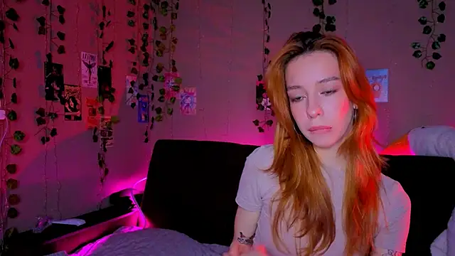 Lori Williams online show from February 2026 02:18:01 AM