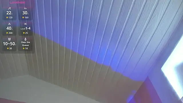 JuliethMoss online show from April 2026 07:14:01 PM