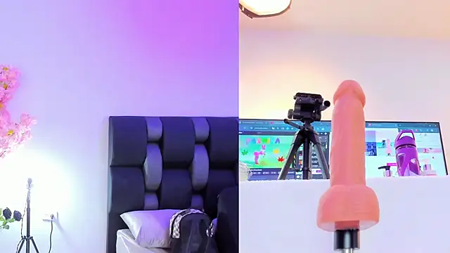 maily zanss online show from January 2026 07:40:01 PM