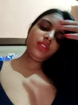 Snapshot of Maahhii_2 chatting on April 2026 01:20:01 PM Maahhii 2 online show from April 2026 01:20:01 PM