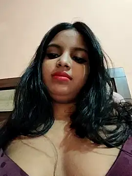Snapshot of Maahhii_2 chatting on May 2026 08:06:02 PM Maahhii 2 online show from May 2026 08:06:02 PM