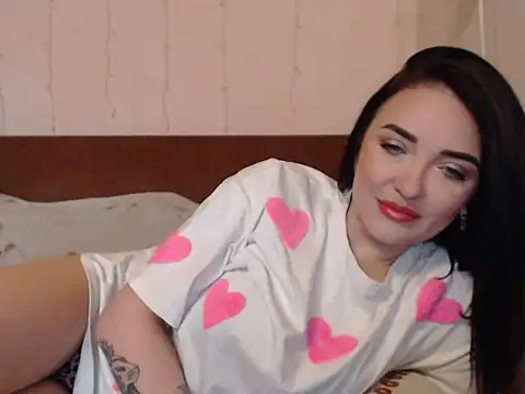 Veronica-Luxs online show from April 2026 07:24:02 AM