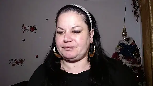 Snapshot of andreea2011 chatting on October 2025 06:35:02 AM andreea2011 online show from October 2025 06:35:02 AM