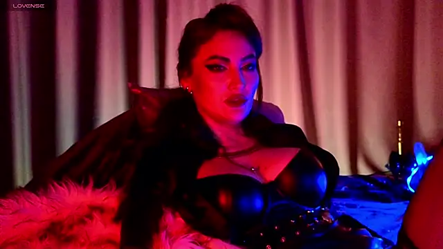 AliceJameson online show from August 2026 09:31:02 PM