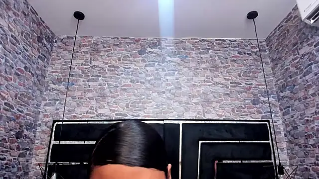 Snapshot of ALYANNA_HOT_ chatting on December 2025 11:48:01 AM ALYANNA HOT online show from December 2025 11:48:01 AM