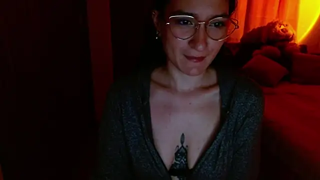 lia ana online show from April 2026 05:52:01 AM