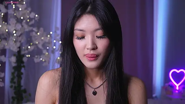 FancyEsten online show from June 2026 08:20:02 AM