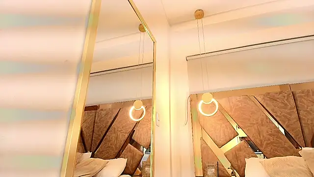 zarah andrew   online show from November 2025 12:06:01 PM