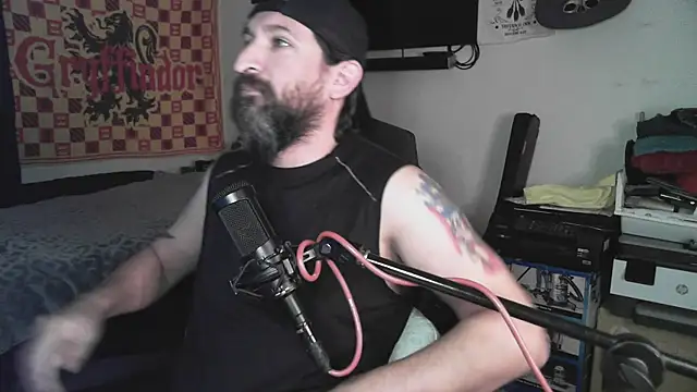 Snapshot of DevilPup75_ chatting on February 2026 03:15:01 AM DevilPup75 online show from February 2026 03:15:01 AM