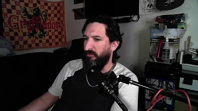 Snapshot of DevilPup75_ chatting on April 2026 03:48:01 AM DevilPup75 online show from April 2026 03:48:01 AM