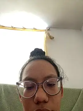 Valen1800 online show from February 2026 03:39:02 PM