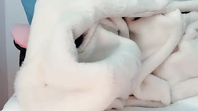 Eloise131499 online show from January 2026 01:24:01 PM