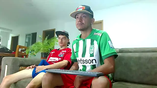 skinny23cm online show from December 2024 07:41:01 AM