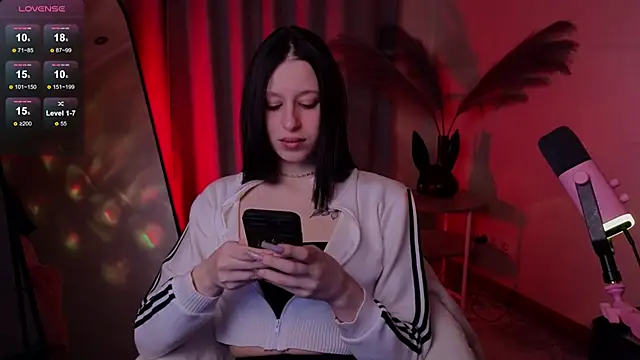 Snapshot of sex_tezzi chatting on October 2025 09:59:01 PM sex tezzi online show from October 2025 09:59:01 PM