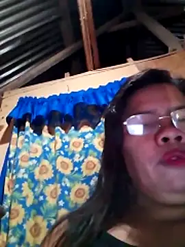 Huge mama69 online show from February 2026 02:21:01 PM