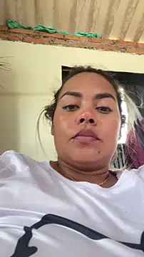 Snapshot of EmilyDuran_ chatting on April 2026 03:39:01 PM EmilyDuran online show from April 2026 03:39:01 PM