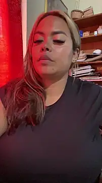 Snapshot of EmilyDuran_ chatting on May 2026 12:22:02 PM EmilyDuran online show from May 2026 12:22:02 PM