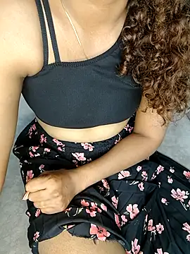 Tamilpallavi online show from February 2026 05:53:01 PM