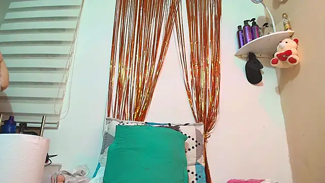 Snapshot of rachelroberts chatting on September 2025 09:46:01 AM rachelroberts online show from September 2025 09:46:01 AM