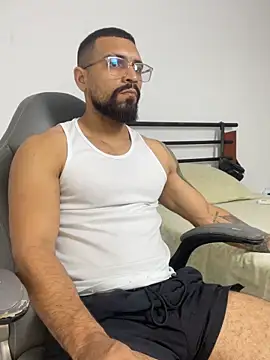 vincentjaxon online show from February 2026 01:34:01 AM